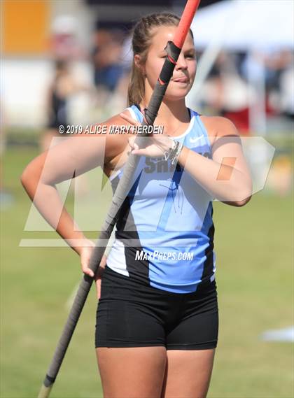 Thumbnail 1 in Hernando Kiwanis Track and Field Invitational photogallery.