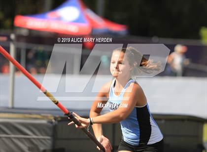 Thumbnail 1 in Hernando Kiwanis Track and Field Invitational photogallery.