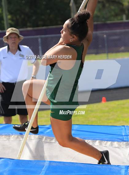 Thumbnail 1 in Hernando Kiwanis Track and Field Invitational photogallery.