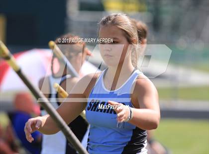 Thumbnail 2 in Hernando Kiwanis Track and Field Invitational photogallery.