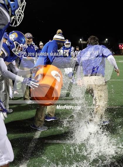 Thumbnail 2 in Archbishop Mitty vs. Serra (CIF CCS Open Division 2 Final) photogallery.