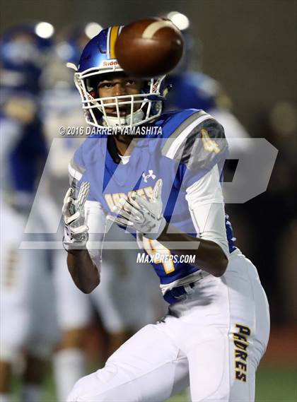 Thumbnail 2 in Archbishop Mitty vs. Serra (CIF CCS Open Division 2 Final) photogallery.