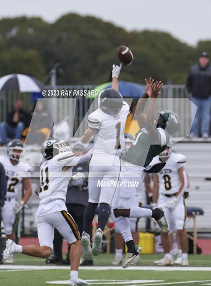 Thumbnail 3 in Sachem North vs William Floyd photogallery.