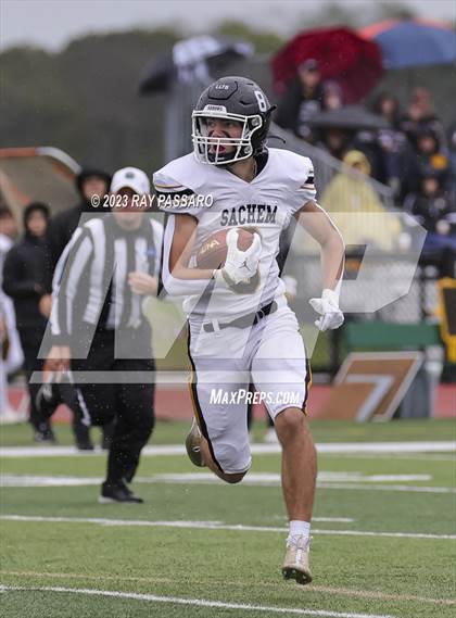 Thumbnail 2 in Sachem North vs William Floyd photogallery.