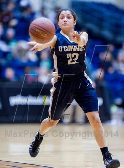 Thumbnail 1 in O'Connor vs. Southwest (UIL 5A Bi-District Playoff) photogallery.