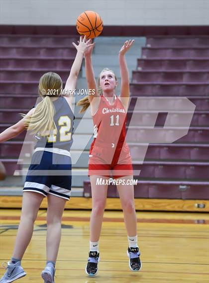 Thumbnail 3 in Scottsdale Christian Academy vs. Apollo (Mountain Ridge Invitational) photogallery.