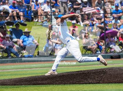 Thumbnail 3 in Regis Jesuit vs Cherry Creek ( CHSAA 5A Championship) photogallery.