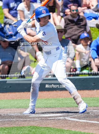 Thumbnail 3 in Regis Jesuit vs Cherry Creek ( CHSAA 5A Championship) photogallery.