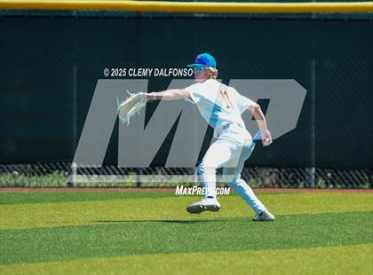 Thumbnail 3 in Regis Jesuit vs Cherry Creek ( CHSAA 5A Championship) photogallery.