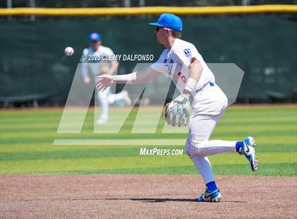 Thumbnail 1 in Regis Jesuit vs Cherry Creek ( CHSAA 5A Championship) photogallery.