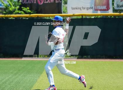 Thumbnail 3 in Regis Jesuit vs Cherry Creek ( CHSAA 5A Championship) photogallery.