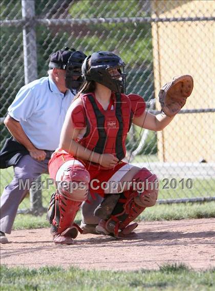 Thumbnail 3 in Maryvale @ Williamsville East (Section 6 Class A Quarterfinal) photogallery.