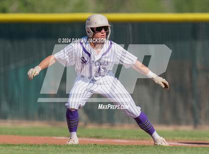 Thumbnail 2 in Spring Creek vs Virgin Valley (NIAA 3A First Round) photogallery.