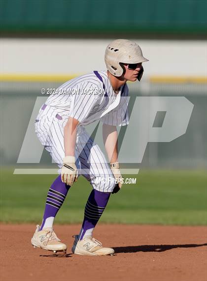 Thumbnail 2 in Spring Creek vs Virgin Valley (NIAA 3A First Round) photogallery.