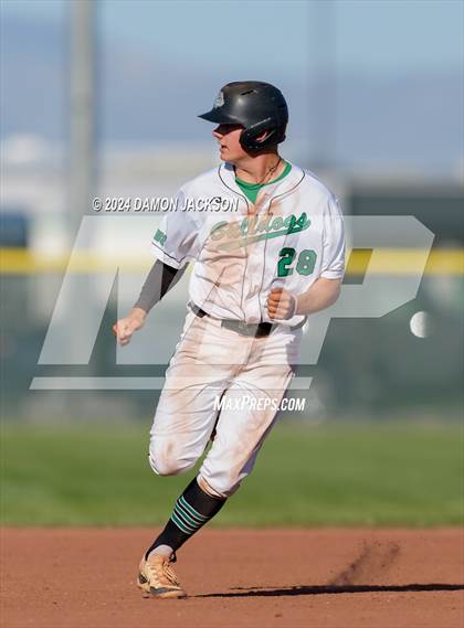 Thumbnail 2 in Spring Creek vs Virgin Valley (NIAA 3A First Round) photogallery.