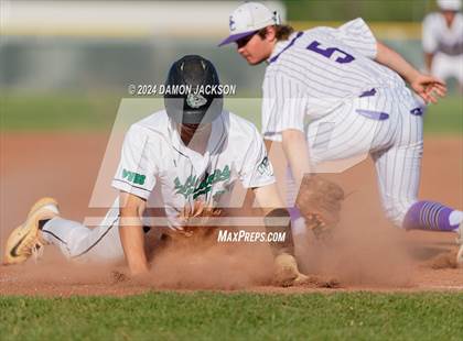 Thumbnail 2 in Spring Creek vs Virgin Valley (NIAA 3A First Round) photogallery.