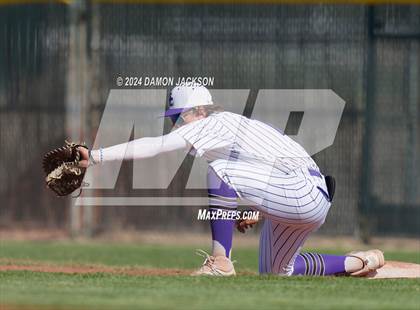 Thumbnail 2 in Spring Creek vs Virgin Valley (NIAA 3A First Round) photogallery.