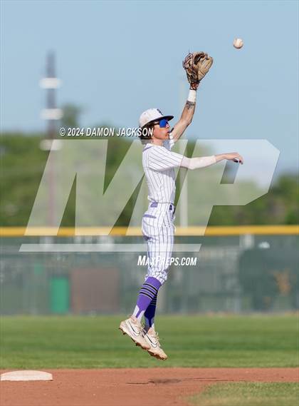 Thumbnail 3 in Spring Creek vs Virgin Valley (NIAA 3A First Round) photogallery.