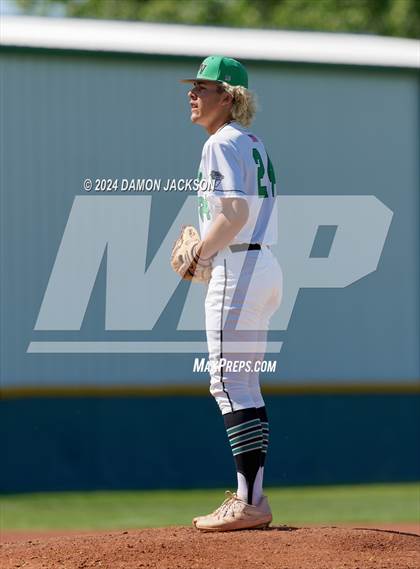 Thumbnail 2 in Spring Creek vs Virgin Valley (NIAA 3A First Round) photogallery.