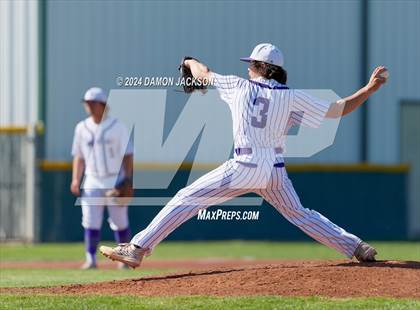 Thumbnail 2 in Spring Creek vs Virgin Valley (NIAA 3A First Round) photogallery.
