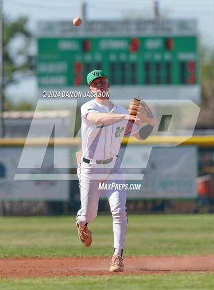 Thumbnail 1 in Spring Creek vs Virgin Valley (NIAA 3A First Round) photogallery.