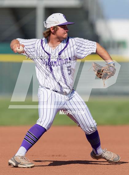 Thumbnail 2 in Spring Creek vs Virgin Valley (NIAA 3A First Round) photogallery.