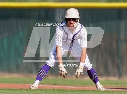Thumbnail 2 in Spring Creek vs Virgin Valley (NIAA 3A First Round) photogallery.