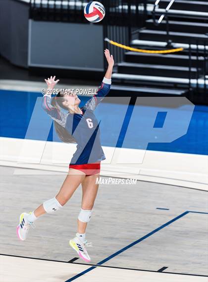Thumbnail 1 in Stratford vs. Manvel (UIL Volleyball 6A D2 Regional Semifinal) photogallery.
