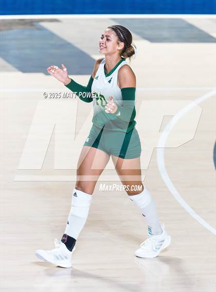 Thumbnail 3 in Stratford vs. Manvel (UIL Volleyball 6A D2 Regional Semifinal) photogallery.