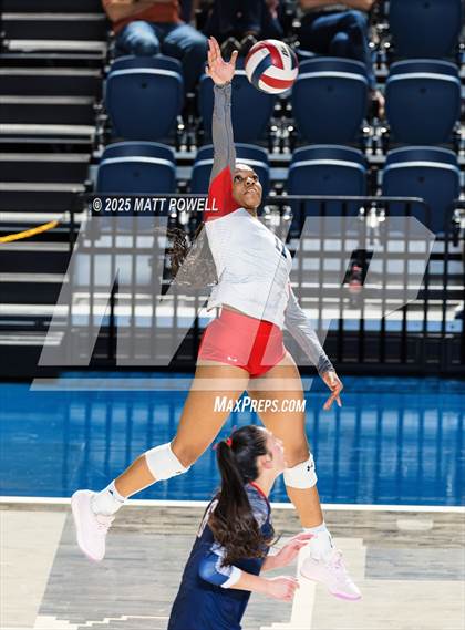 Thumbnail 2 in Stratford vs. Manvel (UIL Volleyball 6A D2 Regional Semifinal) photogallery.