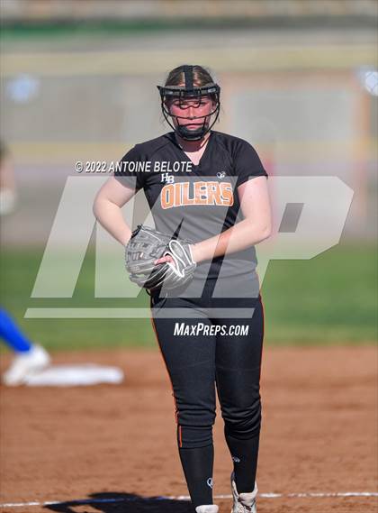 Thumbnail 2 in Los Alamitos vs. Huntington Beach photogallery.