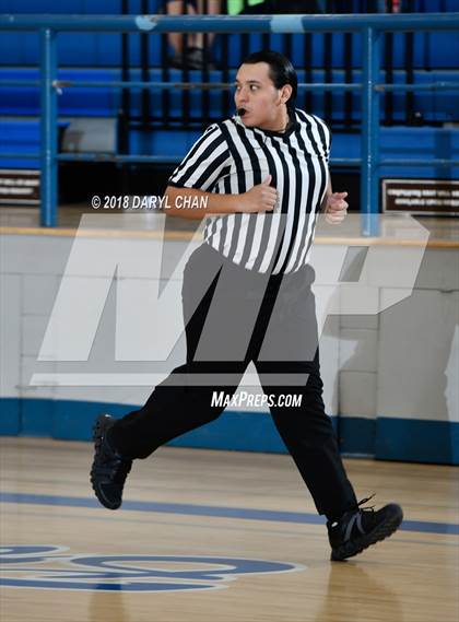 Thumbnail 3 in Covina vs South El Monte (Baldwin Park Tournament) photogallery.