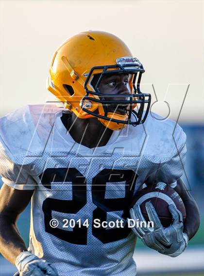 Thumbnail 2 in Milpitas @ Valley Christian photogallery.