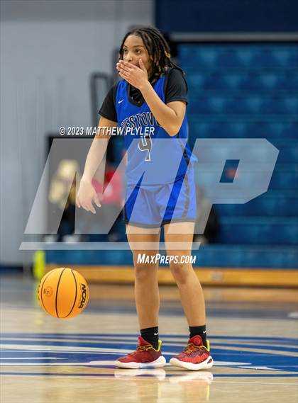 Thumbnail 1 in Seventy-First vs. Westover (Hoops and Dreams) photogallery.