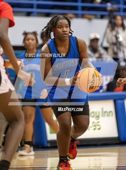 Thumbnail 1 in Seventy-First vs. Westover (Hoops and Dreams) photogallery.