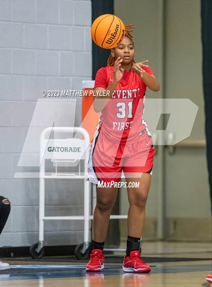 Thumbnail 1 in Seventy-First vs. Westover (Hoops and Dreams) photogallery.
