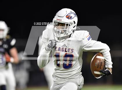 Thumbnail 1 in Graham-Kapowsin @ Sumner (WIAA 4A Quarterfinal Playoff) photogallery.