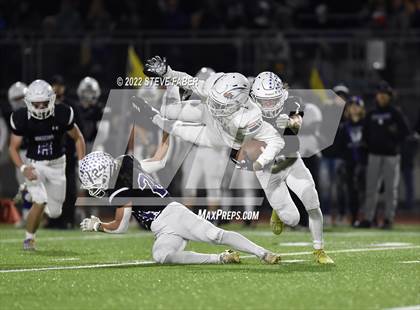 Thumbnail 1 in Graham-Kapowsin @ Sumner (WIAA 4A Quarterfinal Playoff) photogallery.