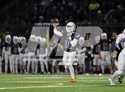 Thumbnail 2 in Graham-Kapowsin @ Sumner (WIAA 4A Quarterfinal Playoff) photogallery.