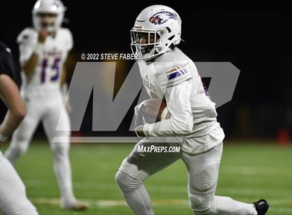 Thumbnail 3 in Graham-Kapowsin @ Sumner (WIAA 4A Quarterfinal Playoff) photogallery.