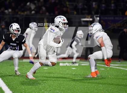 Thumbnail 1 in Graham-Kapowsin @ Sumner (WIAA 4A Quarterfinal Playoff) photogallery.