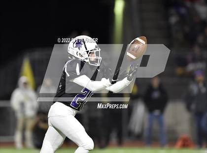 Thumbnail 2 in Graham-Kapowsin @ Sumner (WIAA 4A Quarterfinal Playoff) photogallery.
