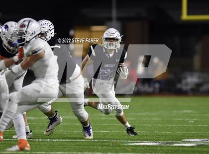 Thumbnail 3 in Graham-Kapowsin @ Sumner (WIAA 4A Quarterfinal Playoff) photogallery.
