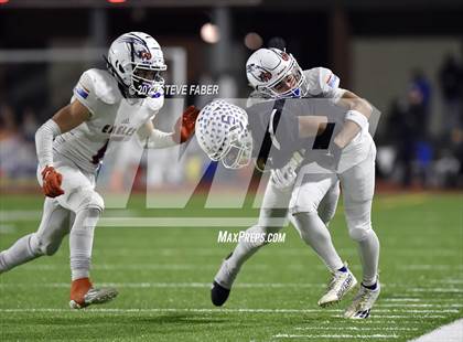 Thumbnail 1 in Graham-Kapowsin @ Sumner (WIAA 4A Quarterfinal Playoff) photogallery.