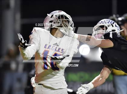 Thumbnail 2 in Graham-Kapowsin @ Sumner (WIAA 4A Quarterfinal Playoff) photogallery.