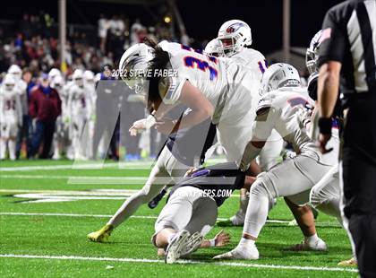 Thumbnail 1 in Graham-Kapowsin @ Sumner (WIAA 4A Quarterfinal Playoff) photogallery.