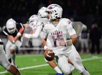 Thumbnail 1 in Graham-Kapowsin @ Sumner (WIAA 4A Quarterfinal Playoff) photogallery.