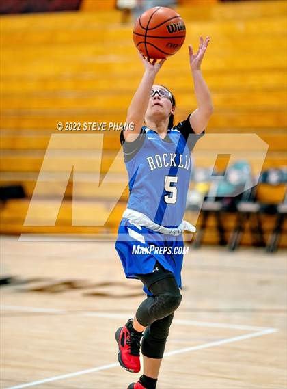 Thumbnail 2 in JV: Rocklin @ Laguna Creek photogallery.