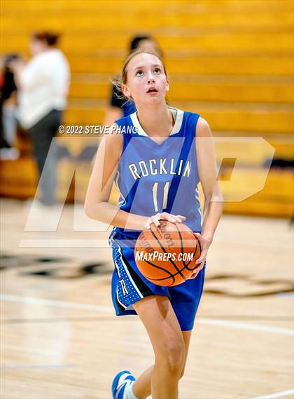 Thumbnail 3 in JV: Rocklin @ Laguna Creek photogallery.