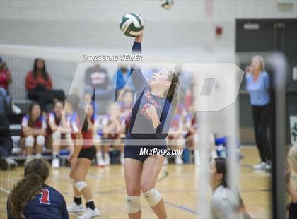 Thumbnail 1 in Dominican vs Teurlings Catholic (Thibodaux Regional Wellness Center) photogallery.